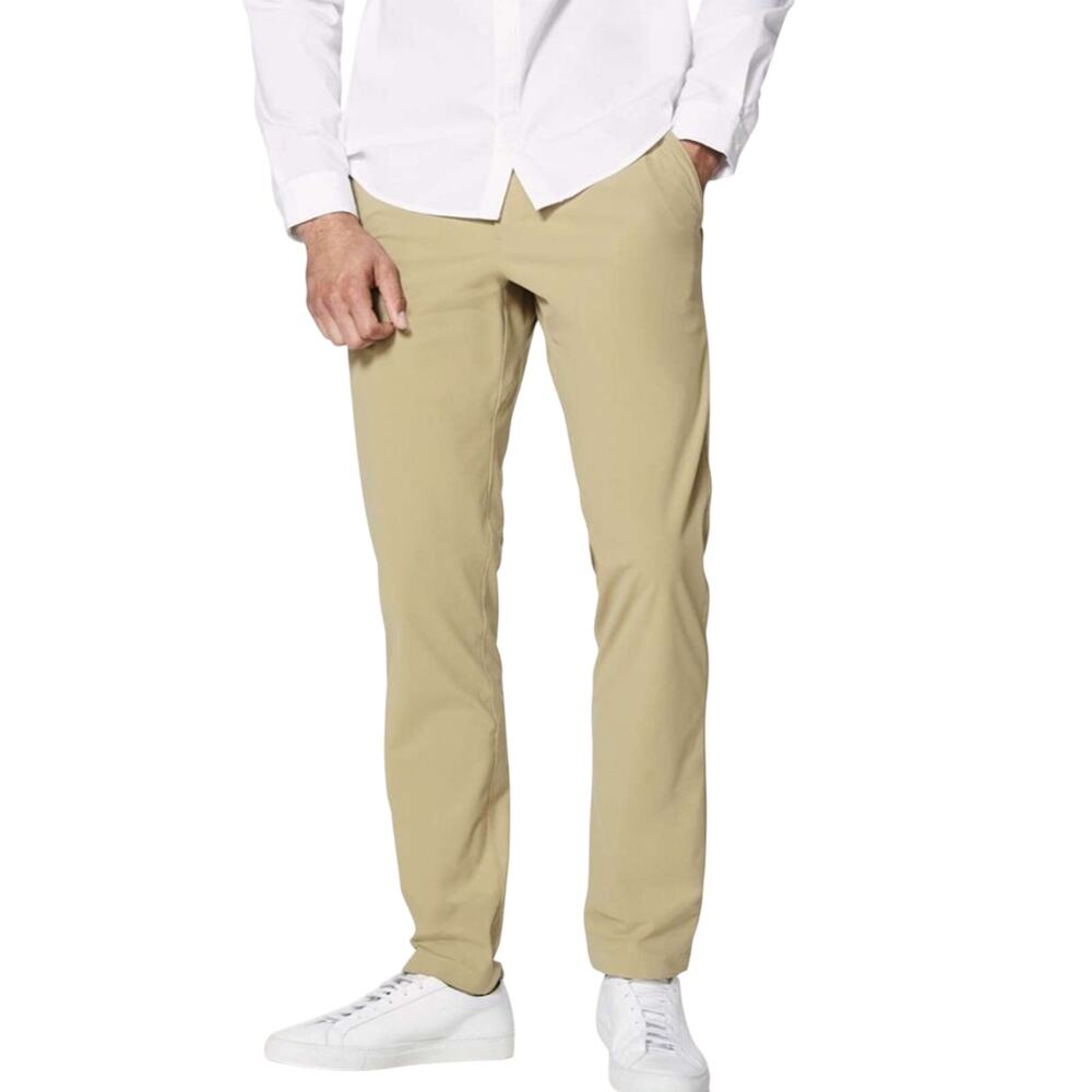 Lululemon Men’s Commission Pant Relaxed in Tofino Sand Performance Pants Size 32